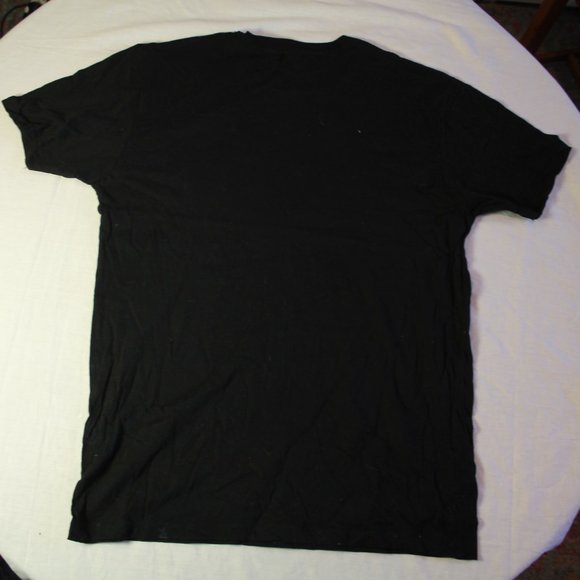 Large black tony start marvel loot crate shirt - Picture 3 of 3